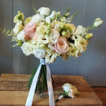 Exotická kytica z netradičných kvetov, Kvetinová tvorba Trenčianska Teplá